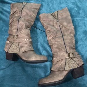 Below the knee boots, zip up